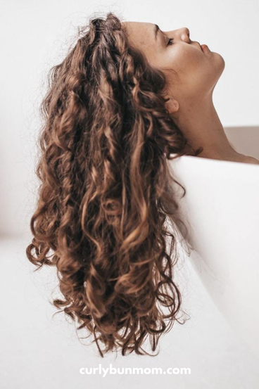Secrets Of The Best 2a 2b 2c Curly Hair Routine - Curly Bun Mom